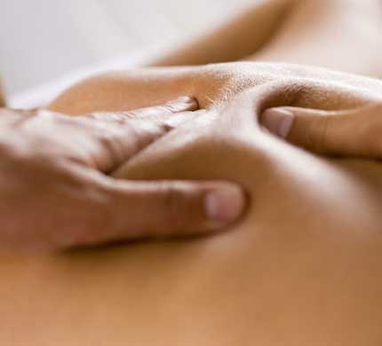 best massage center in Al Manhal